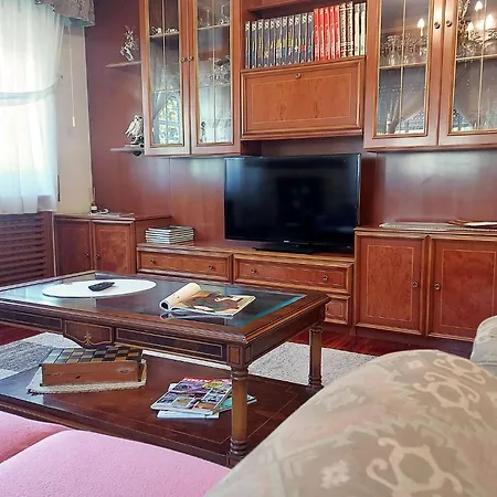 Holiday home Casanova O Mosteiro